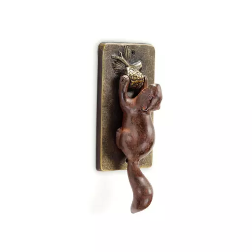 Squirrel shape funny door knockers